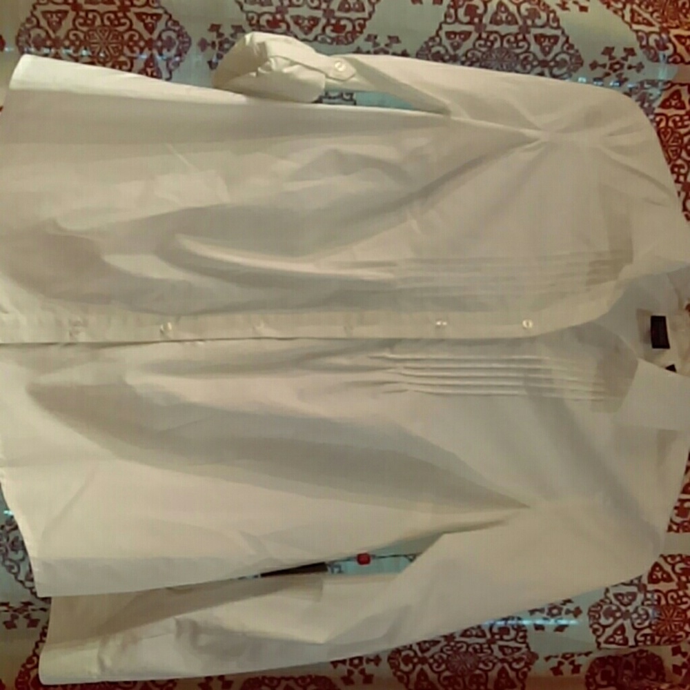 Crisp white shirt size medoum